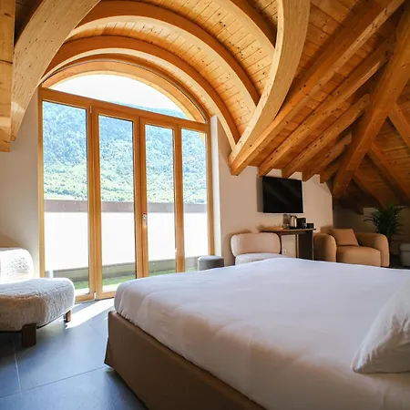 Penzion Sky Square View - 3 Min Walk To Bernina Express Tirano